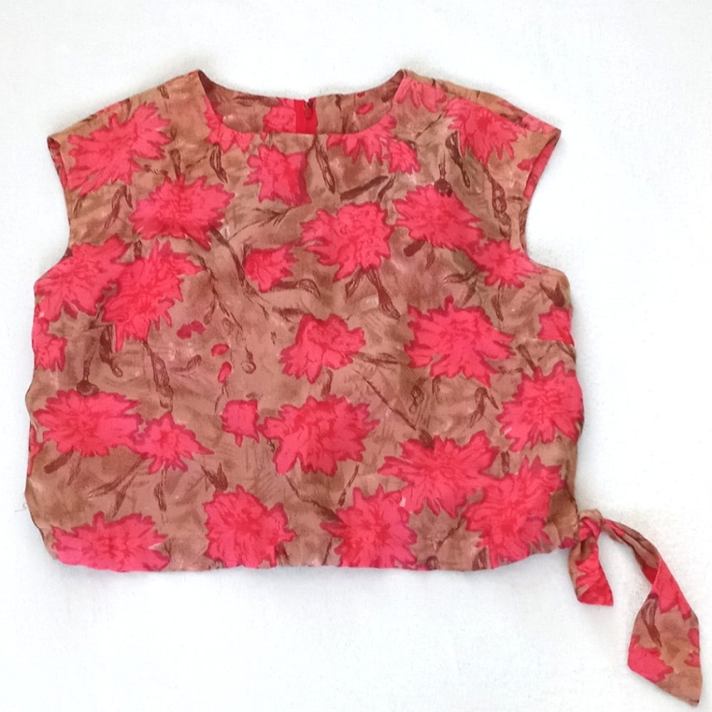 Vintage 1960’s Women’s Floral Shell/Top w Zipper Back & Side Tie S/M